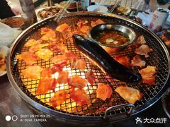 -小辣椒汤锅烧烤(温泉南街店)