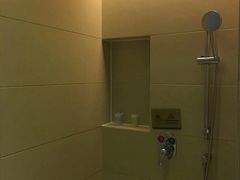 -东方帝景假日酒店