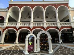 -VENCHI 闻绮(上海佛罗伦萨小镇店)