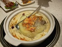 -三人行骨头王火锅(长寿店)