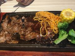 -必胜客(绿地新都会店)