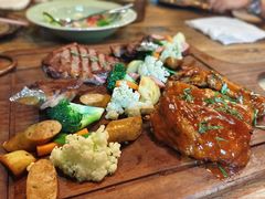 -SISTERS BAR RESTAURANT川意酒馆(嘉善老市H楼店)