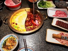 -小天鹅火锅·一线江景洪鼎旗舰店(洪崖洞店)