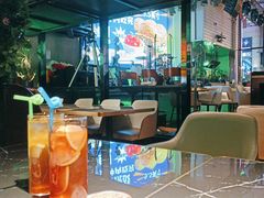 -DEEP·深美式餐吧(五棵松华熙LIVE店)