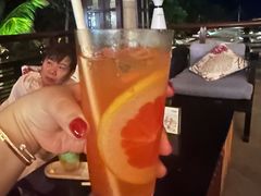 -亚龙湾喜来登·美景台大堂吧