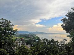 -羚羊峡古栈道森林公园