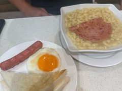 -香港新发烧腊茶餐厅(水围店)