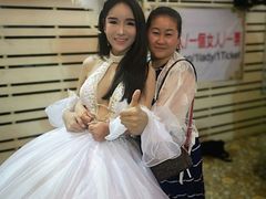 -金东尼人妖秀