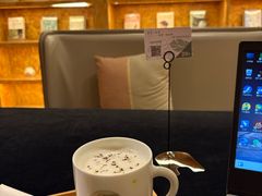 -新华里咖啡书吧(新华书店小寨店)