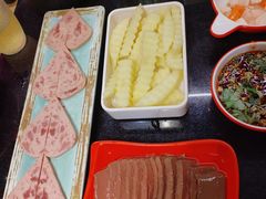 -谭公鱼头·鲜鱼火锅·小龙虾·江湖菜(秀沿路店)