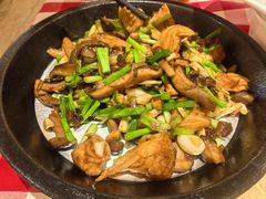 橄榄油炒三种蘑菇-西贝(无锡万象城店)