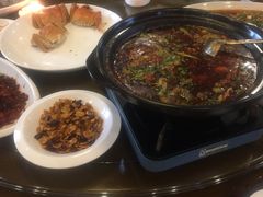 -胖大姐黄辣丁鱼庄(新津店)