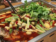 -琥珀老六龙虾(四里河店)