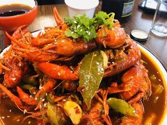 -虾弄弄海派小龙虾·牛羊蝎子火锅