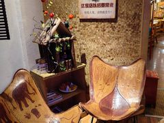 -月亮眼花园餐厅书吧酒吧