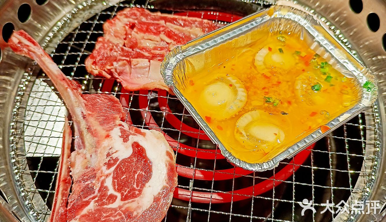 大口吃肉，肆意撸串