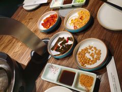 -明洞阿姨·韩式酱蟹烤肉·创意料理(三元桥店)