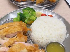 -佰搭果·广式茶餐厅(西华路店)