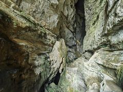 -龙水峡地缝景区