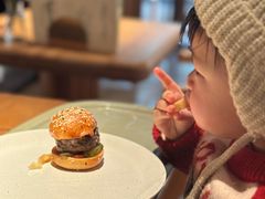 迷你牛肉小汉堡-翠贝卡&Mama Kelly Brunch Coffee(河西店)