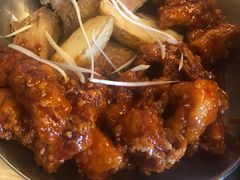 韩式炸鸡-MI WU FACTORY米屋美食工厂餐厅(绿地店)