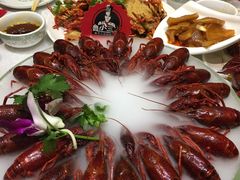 -鲁小三·大骨自助(金山总店)
