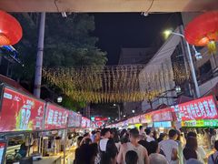 -正宁路小吃夜市