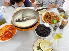 -天乐农家鱼头王(天目湖店)