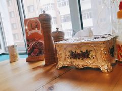-米德维奇俄式西餐厅(西六道街店)