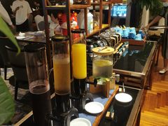 自助取餐区-杭州雅谷泉山庄酒店-餐厅