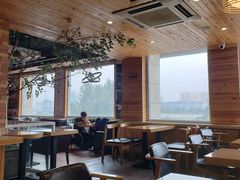 大堂-劳顶笨咖啡(丽水宜家店)