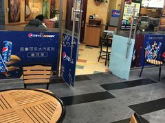 露天位-赛百味SUBWAY(星摩尔店)