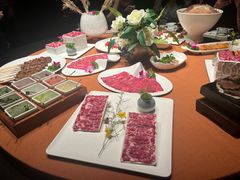 -左庭右院鲜牛肉火锅黑金店(陆家嘴中心店)