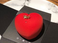 香草巴伐利亚-玲婧胡同·生日蛋糕·餐厅(嘉里城店)