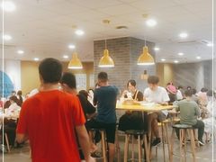-麦当劳(民盈·国贸城店)