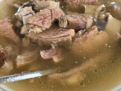 -汤锅大王(新平曹苏黄牛汤锅有限公司)