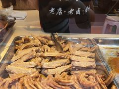 -王浩儿纪六孃甜皮鸭(乐山总店)