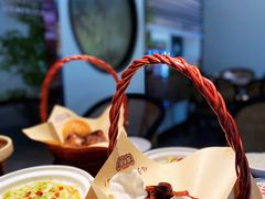 脆皮乳鸽-鸽子侯·家宴·平价海鲜(市图书馆店)