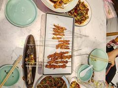 -嗨辣小聚·盘锦河蟹·海鲜烧烤龙虾(盘锦十年好店)