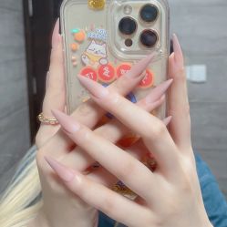 点击看大图 -猪猪女孩日式美睫美甲