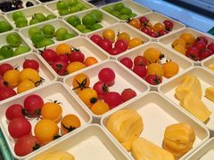 -涨巢·潮玩水疗局