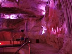 -泉城欧乐堡戏水湾艺术养生温泉