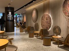 大堂-星巴克臻选(济南恒隆店)