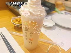 可尔必思（草莓味）-小句号·精致料理(江南环球港店)