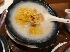 -广州中心皇冠假日酒店·百粤楼