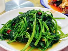 炝炒空心菜-洪霞餐馆