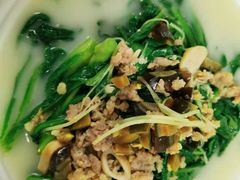 -鹏城人家海鲜酒家·23年老字号(较场尾店)