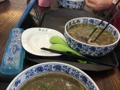 -泉儿头杂碎(杂碎师大店)