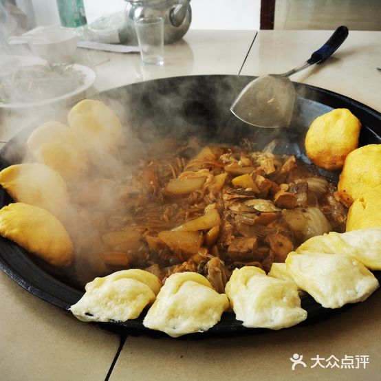百姓渔家木火铁锅炖鱼馆