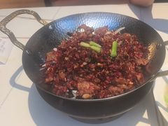 -阿瓦山寨·湘菜现炒·剁椒鱼头王(咸阳总店)